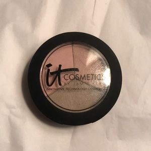 It cosmetics eyeshadow trio!